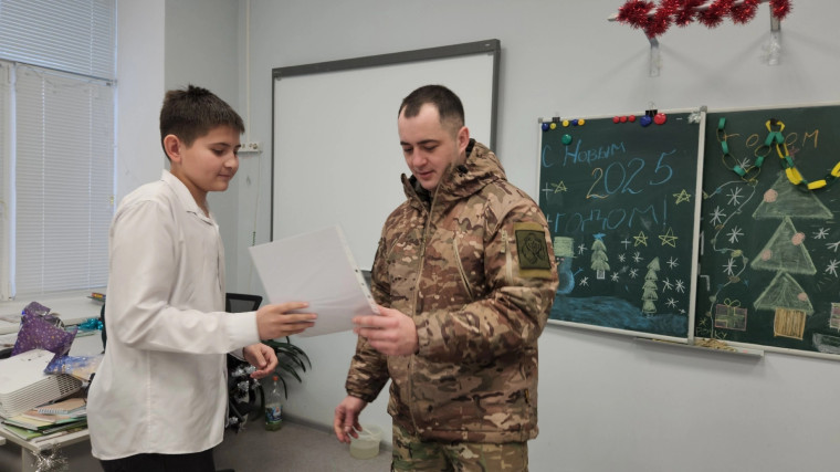 Визит участника СВО в школу.